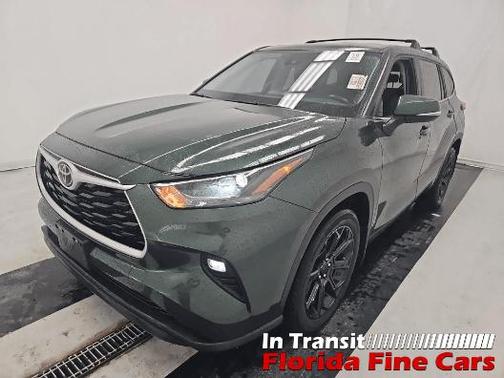 2024 Toyota Highlander LE