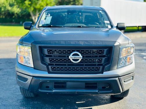 2022 Nissan Titan S