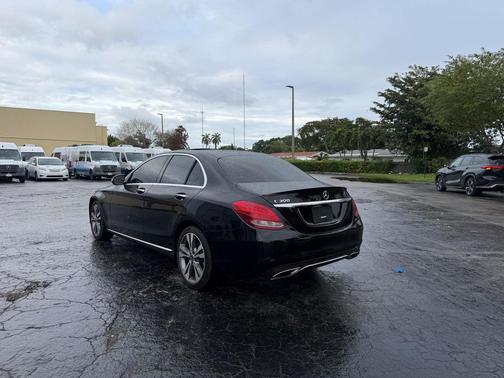 2018 Mercedes-Benz C-Class C 300