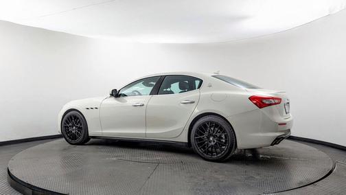 2019 Maserati Ghibli SEDAN