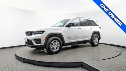 2024 Jeep Grand Cherokee Laredo