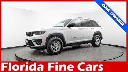 2024 Jeep Grand Cherokee Laredo