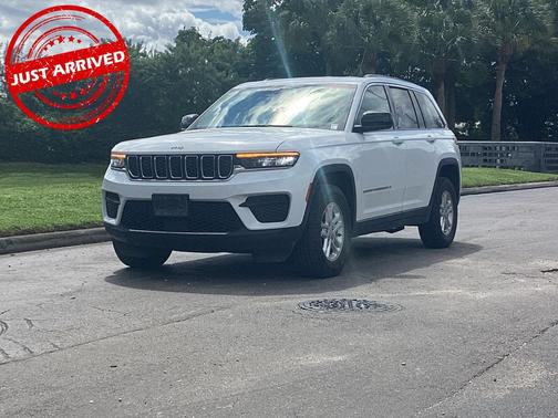 2024 Jeep Grand Cherokee Laredo