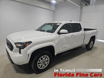 White 2024 Toyota Tacoma SR5