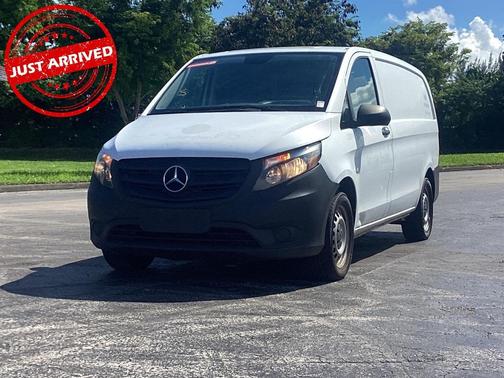 2020 Mercedes-Benz Metris Base