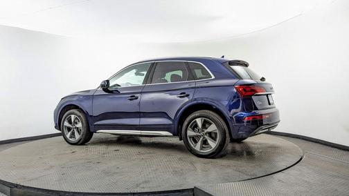 2023 Audi Q5 40 Premium