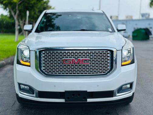 2017 GMC Yukon Denali