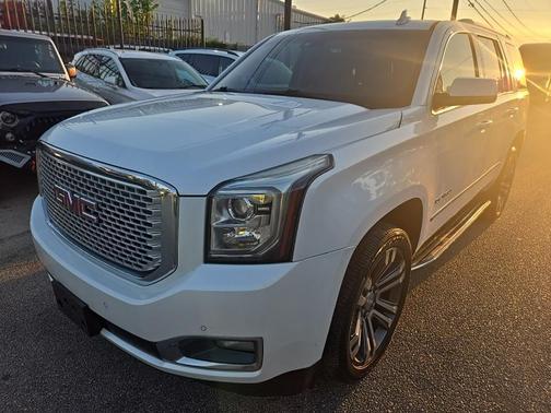 2017 GMC Yukon Denali