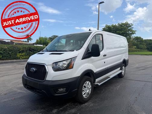 OXFORD WHITE 2024 Ford Transit-250 Base