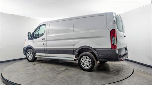 2022 Ford Transit-250 Base
