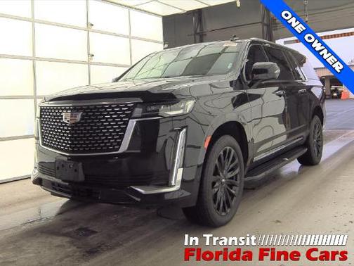 2022 Cadillac Escalade ESV Premium Luxury
