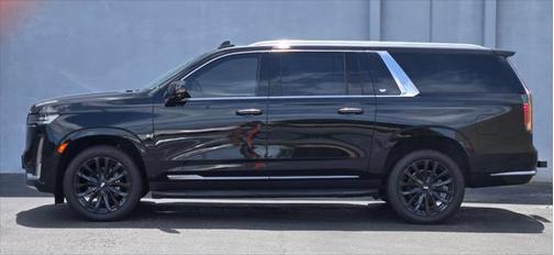 2022 Cadillac Escalade ESV Premium Luxury