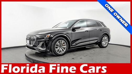 2022 Audi e-tron S Premium Plus