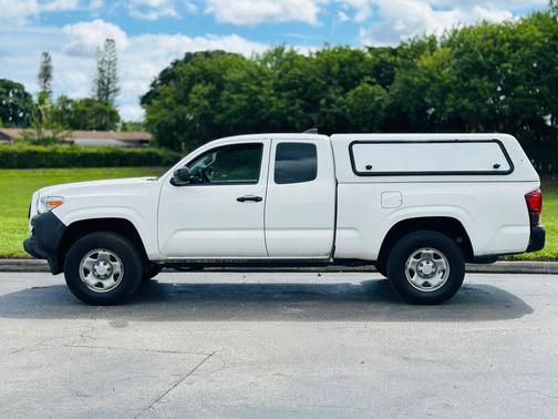 2021 Toyota Tacoma SR