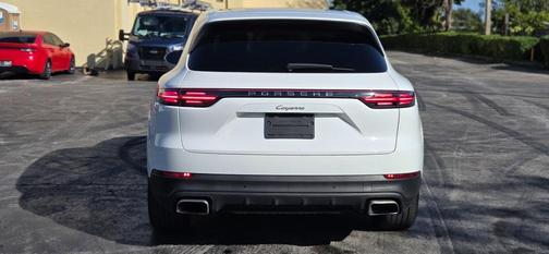 2019 Porsche Cayenne Cayenne