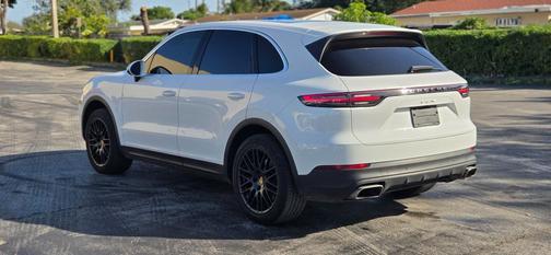 2019 Porsche Cayenne Cayenne