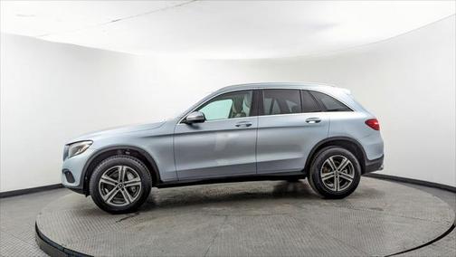 2018 Mercedes-Benz GLC 300 Base