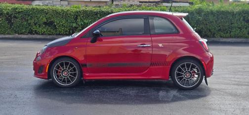 2015 FIAT 500 Abarth