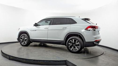 2022 Volkswagen Atlas Cross Sport 2.0T SE