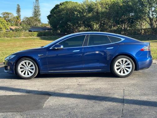 2017 Tesla Model S 75