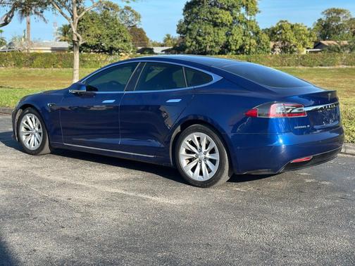 2017 Tesla Model S 75