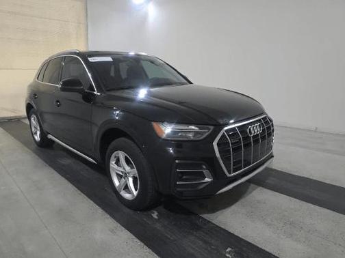 2023 Audi Q5 40 Premium
