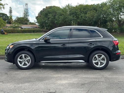2023 Audi Q5 40 Premium