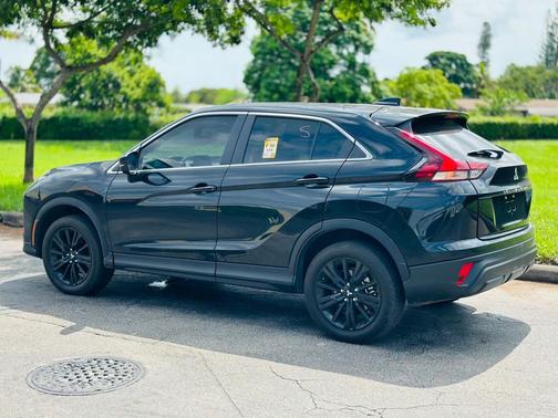2024 Mitsubishi Eclipse Cross LE