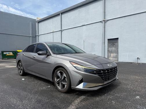 Fluid Metal 2021 Hyundai ELANTRA SEL