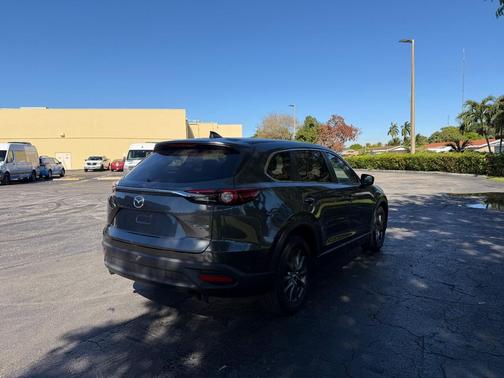 2022 Mazda CX-9 Sport