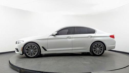 2018 BMW 540 i