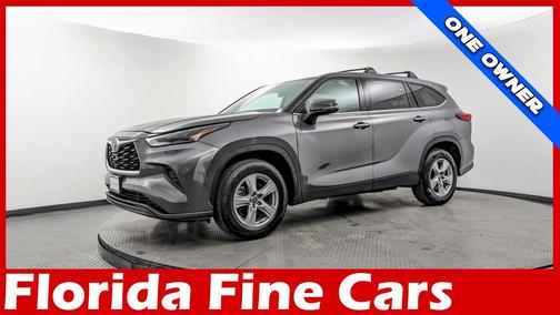 2022 Toyota Highlander L