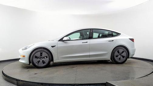 2023 Tesla Model 3 Standard Range