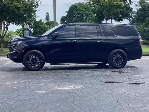 2021 Chevrolet Suburban Z71