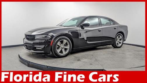 2017 Dodge Charger SXT