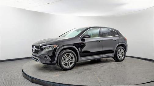2021 Mercedes-Benz GLA 250 Base 4MATIC