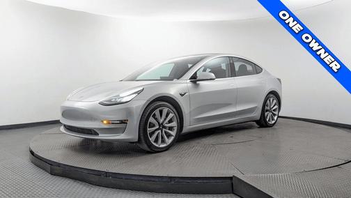 Silver 2018 Tesla Model 3 Long Range
