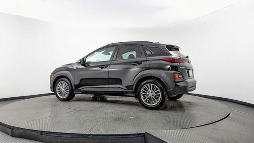 2021 Hyundai KONA SEL