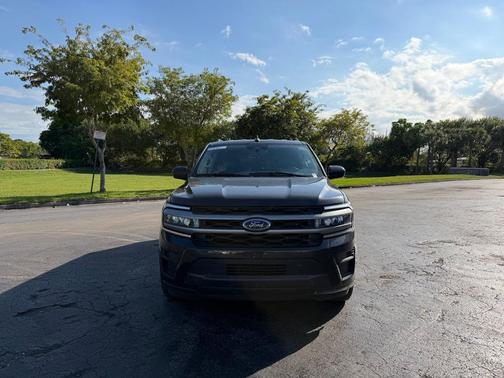 2024 Ford Expedition XLT