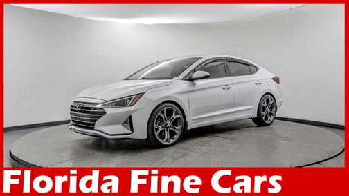 2019 Hyundai ELANTRA SE