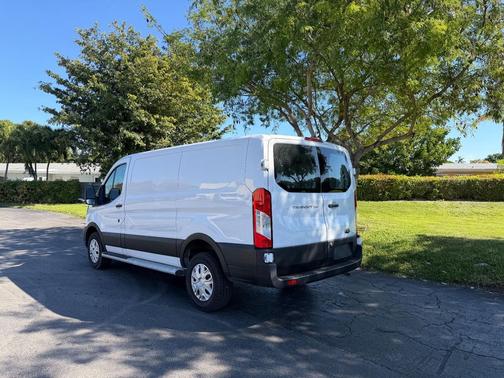 2024 Ford Transit-250 Base