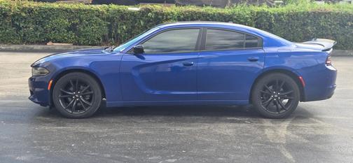 2018 Dodge Charger SXT
