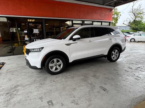 2023 Kia Sorento LX
