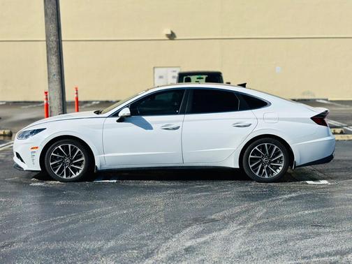 2022 Hyundai SONATA Limited