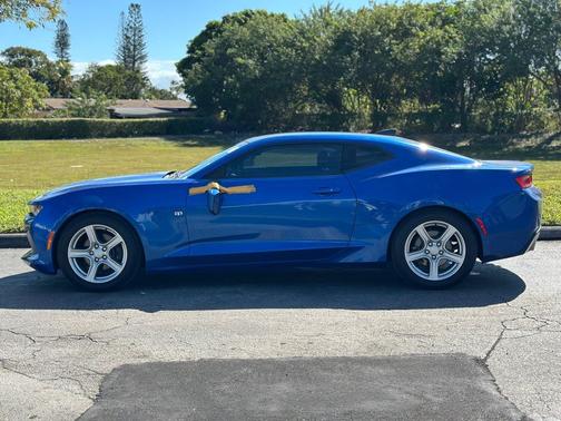 2017 Chevrolet Camaro 1LS