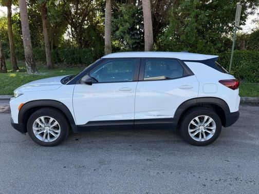 2022 Chevrolet Trailblazer LS