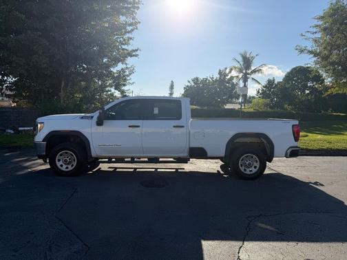 2023 GMC Sierra 2500 Pro