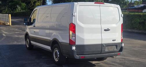 2022 Ford Transit-150 Base
