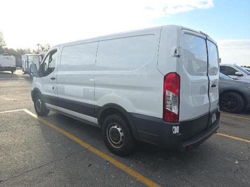 2022 Ford Transit-150 Base