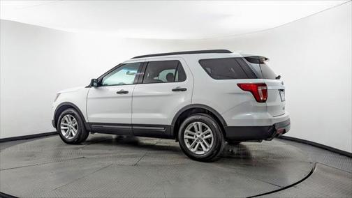 2016 Ford Explorer Base